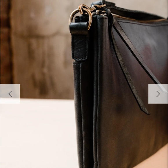 Able Martha Crossbody Bag - black leather - Picture 2 of 14